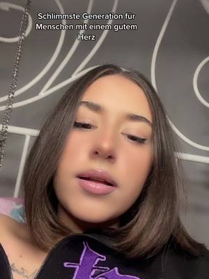 A post by @jessica.lampreia.ramos on TikTok caption: #CloseUpAuge #fotogen #HUAWEInovaDance #Ich #UnfoldChallenge