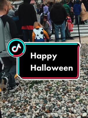 A post by @minking on TikTok caption: Happy Halloween #halloween #halloweenlook #halloween2020