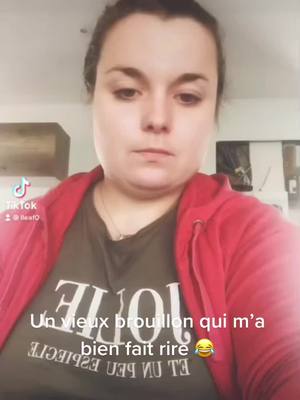 A post by @lleaf0 on TikTok caption: #drole #masque #fourire