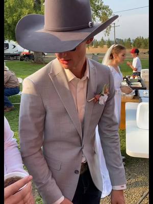 A post by @c_hoffylive on TikTok caption: How do you wedding 😎