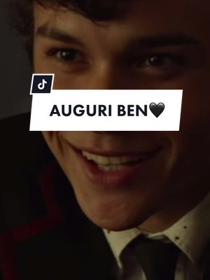 A post by @lariddleofficial on TikTok caption: AUGURI BIMBO🖤#mattheoriddle #benjaminwadsworth