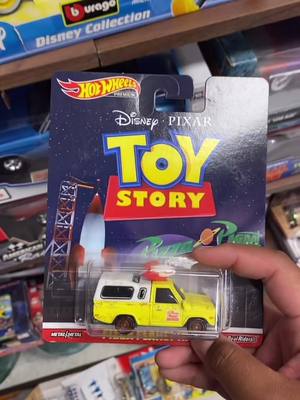 A post by @hotwheel_finder on TikTok caption: There were so many 😵‍💫 #fyp #hotwheels #hotwheelhunting #hotwheelshop #xyzbca #viral