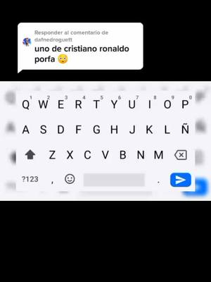 A post by @maxi_.del on TikTok caption: Responder a @dafnedroguett ay está el de cristiano siuuuuu🧐 #siuuuu #cristianoronaldo #parati #parati #seguidores #tiktokponemeenparati #parati