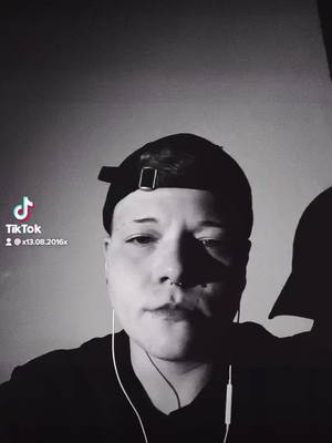 A post by @x13.08.2016x on TikTok caption: Soooo ein geiler beat…😩 #übergang #is #da #boy #fyp