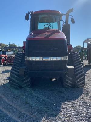 A post by @tractorpartsguy on TikTok caption: Big ole Case. #caseih #johndeere #agriculture #farming #tractor #farmingsimulator19 #farmingsimulator #farmsim