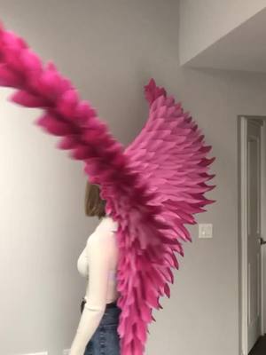 A post by @el.event.decor on TikTok caption: #MacysGiftTok #chicago #chicagowings #fyp #cosplaywings #victoriasecretshows #chicagoangel