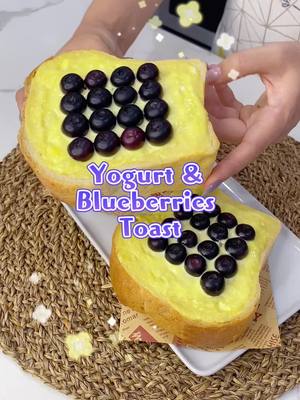 A post by @linqanaaa on TikTok caption: #foryoupage #fypシ #fyp #itsanaaa #myroutine #gimmemore #breakfastideas #breakfastrecipes #toastedbread #blueberrytiktok #breadloaf #simplerecipes #yum