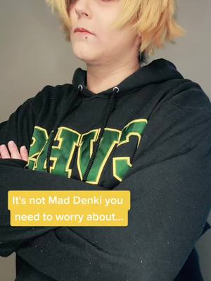 A post by @puff_cos on TikTok caption: Brings out the protective OFA boyfriend. #bnha #kaminaridenki #izukumidoriya #kamideku @dyslexicreader