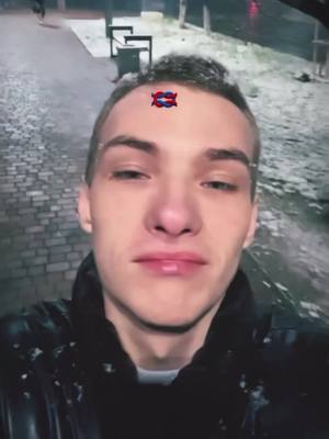 A post by @narrciissism on TikTok caption: Ig:dm1trenko🌲☃️#СтрахованиеЧудес