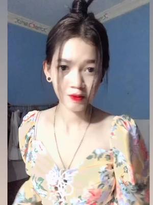 A post by @sreytia3 on TikTok caption: 🙈😂😘😍តាមគេ🙈❤️❤️💁💕