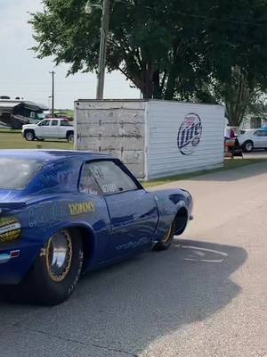 A post by @quartermiledad2 on TikTok caption: 🖕🏻🖕🏻🖕🏻🖕🏻#letsgobrandon #dragracing #camaro #fyp