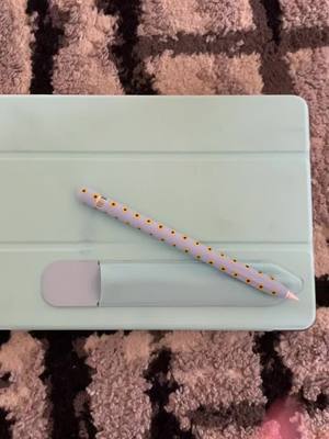 A post by @toca_boca_girl32 on TikTok caption: ~~more about my Apple pen~~