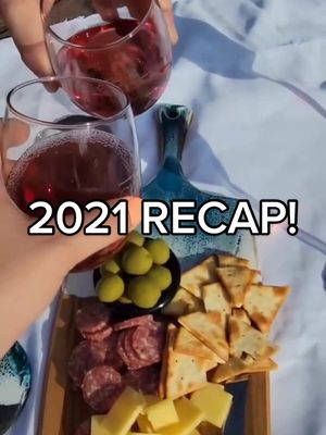 A post by @lindsayfariadesign on TikTok caption: Thank you for an incredible year, cheers to 2022! #bye2021 #hello2022 #2022 #recap #newyearseve #NYE #happynewyear #fyp #resin #art #ocean #resinart