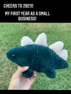 A post by @crochetbudies on TikTok caption: 2021 to 2022!! 😎.  #fyp #crochet #recap #recap2021