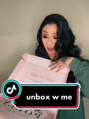 A post by @elisabethrhe on TikTok caption: hello I’m back #fyp #foryou #unboxing #ohpolly #ohpollydress #xyzcba #clothing #nye #tryon #tryonhaul #tryonwithme #tryonfashion #unboxinghaul