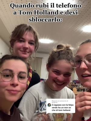 A post by @scout.girls on TikTok caption: Rispondi a @giugiuss_  #tomholland  #scout #perte