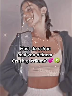 A post by @dinoxsunkinx on TikTok caption: @dinoxsunkinx antworten #fy💝🦋 #🦋❤️ |⚠️Fake Body⚠️