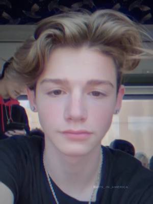 A post by @boys_in_america on TikTok caption: id: me ( давно не было 😡) // #boys_in_america #paytonmoormeier #рекомендации #легенда