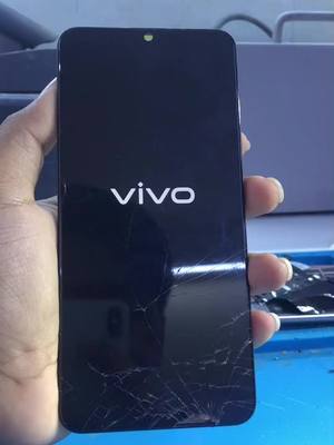 A post by @phovi333sal on TikTok caption: Vivo y19 អ៊ុតកព្ជាក់#vivoy51style #oppobillionbeats #iphone