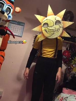 A post by @potato_cosplay_11 on TikTok caption: Pls follow xstar backup account @🤗Hi amazing beans🤗 #GlamRockFreddy #Sundrop #fnaf #fnafsecuritybreach