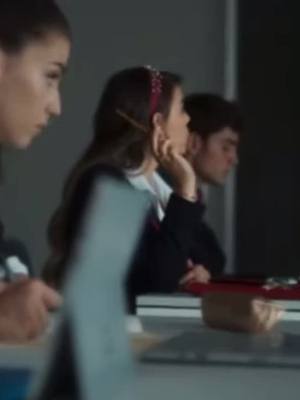 A post by @edit.n.etf.lix on TikTok caption: L’exclusion de Rebeka #rebekaelite #samuel #guzman #ander #nadia #valerio #elite #elitenetflix #netflix #fyp #ecrirepourexister #pourtoi #fypシ