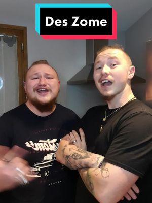 A post by @les_grumeaux on TikTok caption: Bientôt de nouvelles vidéo les amis 😁 #lesgrumeaux #ljtproductions #twins #jackuzi