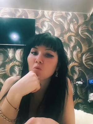 A post by @roza.holopova on TikTok caption: Когда заболела ковидом и не знаешь от кого???????