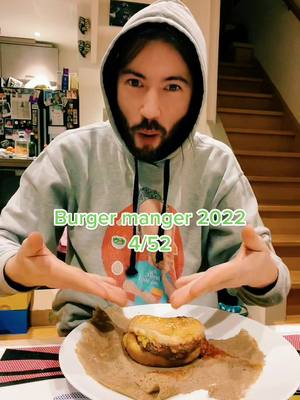 A post by @bloodydjan on TikTok caption: Le burger de la chandeleur. Cette Annee je réussit la résolution 2022😻 #labouffemavie #CrepeMania #miam #teamdjan