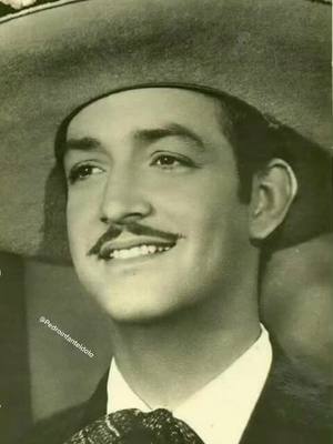 A post by @pedroinfanteidolo on TikTok caption: A los tres los amo pero Pedro infante ocupa un luegar especial #pedroinfanteidolo #jorgenegrete #josealfredojimenez