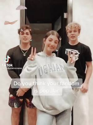 A post by @charl.christmas on TikTok