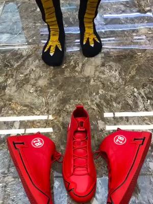 A post by @cyshoes11 on TikTok caption: #shoes #GetTheWChallenge #nkshoess