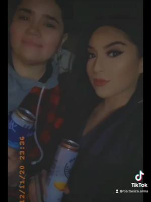 A post by @alma.leon0 on TikTok caption: #lgbt #lesbiansoftiktok #foryoupage