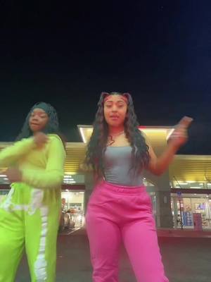 A post by @pinkjhitt on TikTok caption: We almost had it😂💖 #fyp#gleefuljhits#pinkjhitt