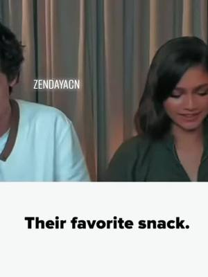 A post by @zendayacn on TikTok caption: lol 😂😂 #foryou #zendayacoleman #zendaya #fyp #viral #foryoupage #famous #interview #timotheechalamet