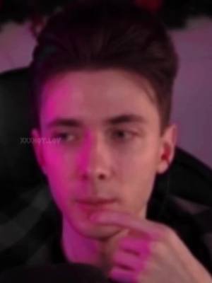 A post by @xxxhot_lov on TikTok caption: — вроде не плохо, как вам? @deepins @jojohfsex #жожоидипинс #жожо #дипинс #deepins #deepins02 #deepinstop #jojohf #jojofan #стример #твич #deepinsкраш