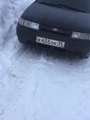 A post by @egorikshumilov on TikTok caption: #пусти #GoWinterGames