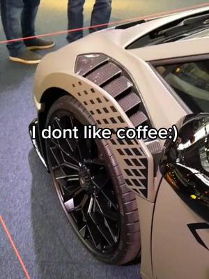 A post by @car_spotting_tsr on TikTok caption: Just dont like it😌 #fy #viral #gekkebak #tsr_spotting #cars_by_bram #coffee #idontlikecoffee #women