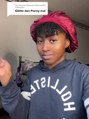 A post by @cicicindy on TikTok caption: @kauxuczebaoxb antworten sehen nur kurz aus 🤷🏾‍♀️ #fyp #hair #afro #fürdich