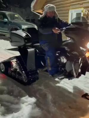 A post by @outlawharleydavidson on TikTok caption: That’s a dope way to get around in the snow !! 😎😦 Have you seen something like this before?! 🎥: @viralvtwin #MaiselChallenge #fyp #MakeItGucci