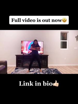 A post by @anusha.tonangi on TikTok caption: Arabic kuthu full dance song is out now😍 Vidoe”link in bio”#fyp #trending #foryou #arabickuthu #thalapathy #vijay #poojahegde #youtube#anushatonangi