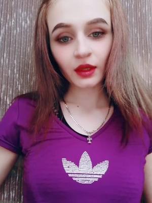 A post by @alinalina989 on TikTok caption: #явзаимно #подпишись #tiktok