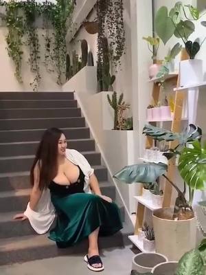 A post by @brenay84 on TikTok caption: #beauty #figure #beautiful