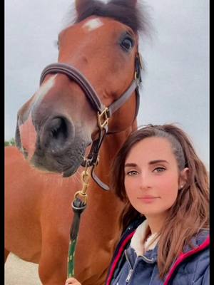 A post by @emma_las_vegas on TikTok caption: Mon prince ✨#pourtoi #fyp #foryou #equitation #complicité #momentdetente #balade