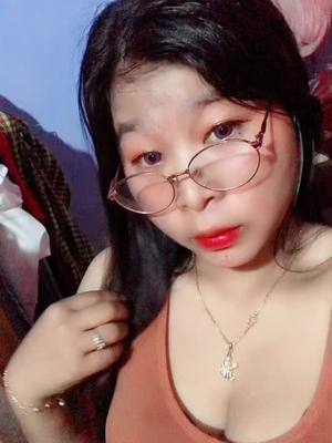 A post by @ounno370 on TikTok caption: #អាតីតកាលចោលម្សាត់😔🔪🤕