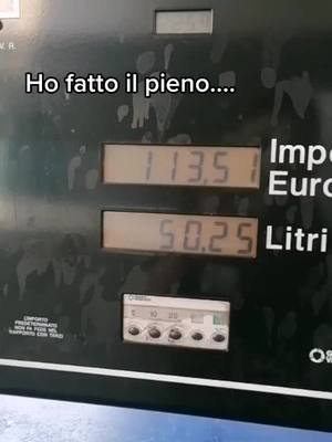 A post by @maskblack22 on TikTok caption: Siamo a Posto😅😅!!! #blackmask #mask #perte #NEIPERTE #tiktok #neiperte #ironia #benza #benzina #gasolina #😱 #🙈 #😭 #😅 #up #😎 #⛽ #🛢️ #🚨 #🚀