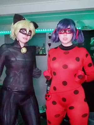 A post by @__lemon.boy__ on TikTok caption: 🖤@xxrat..manxx 🖤#miraculouscosplay #catnoircosplay #chatnoir #ladybug #ladybugcosplay #miraculousladybug #miraculous