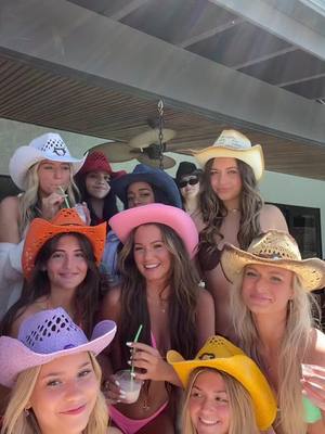 A post by @emmarayexo on TikTok caption: The bee was a payed actor #cowgirls #kinis #springbreakers