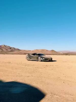 A post by @car_vs.girl on TikTok caption: #CapCut #ferrarie #car #or #vs #voiture #desert #lamborghini #avantador #laferrarie #pourtoi #foryou