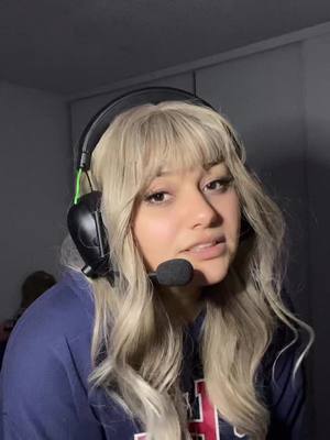 A post by @itzbxllx on TikTok caption: just cuz i play doesn’t mean i’m good💀 #GamerGirl #apex #apexlegends  #fps #xbox