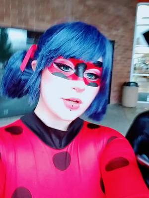 A post by @__lemon.boy__ on TikTok caption: 🖤I love this blooper @xxrat..manxx 🖤#sakuracon2022 #miraculouscosplay #miraculous #catnoircosplay #chatnoir #ladybug #ladybugcosplay #miraculousladybug